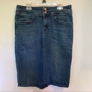 Christopher & Banks denim jean pencil midi skirt 8